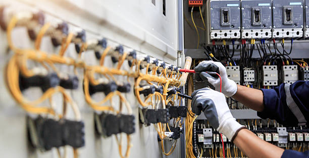 Professional Electrician technician working in Columbia, MD